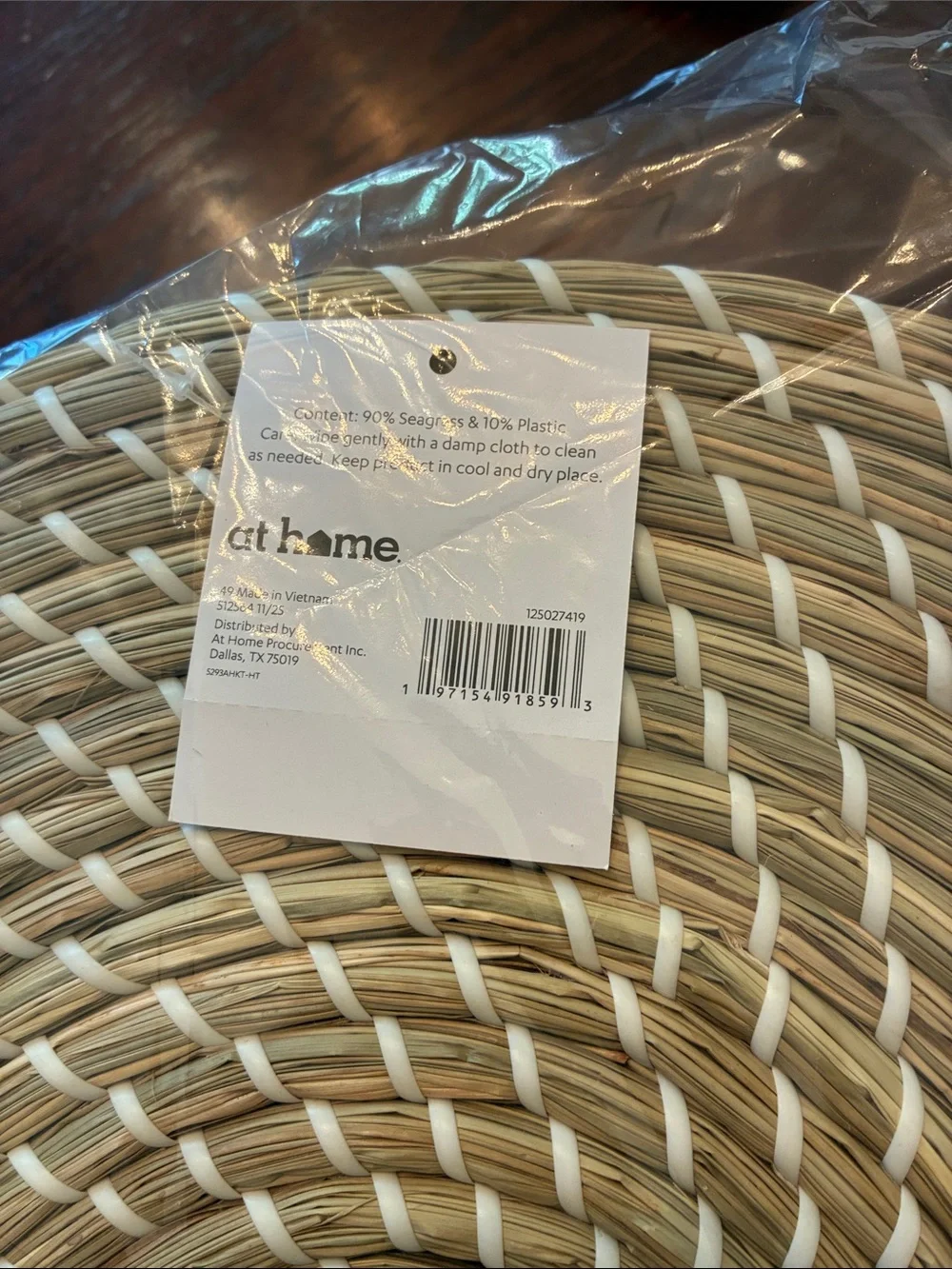 Natural Woven Seagrass Charger Plates - Neutral Tan